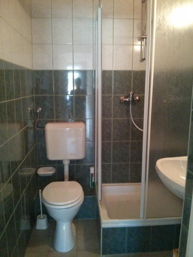 Hotel Cyrano Vendeghaz Vonyarcvashegy Zimmer foto